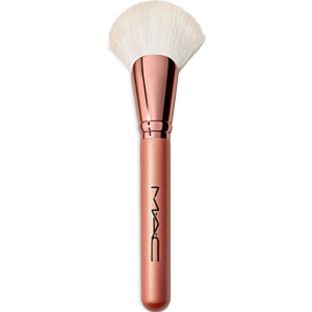 MAC, Bronze Fan Brush 143S, Bronzer Brush, 143S